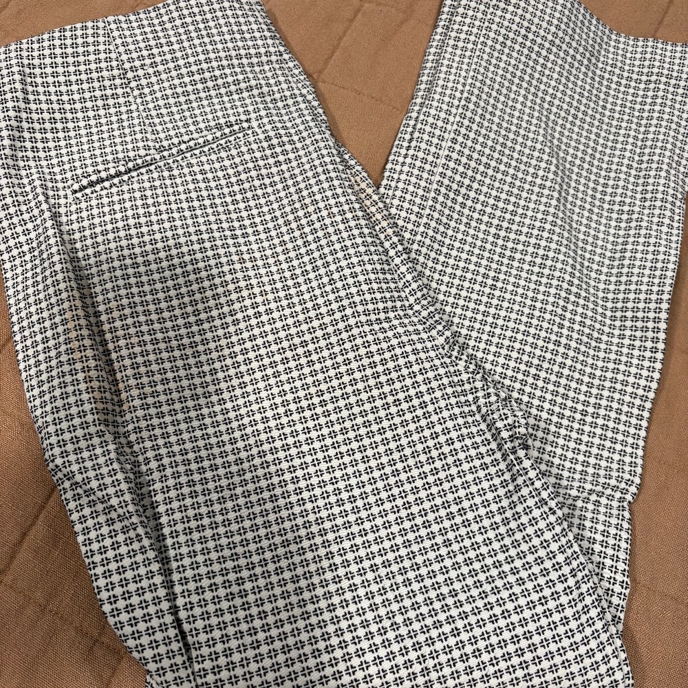 Crop pull on pants